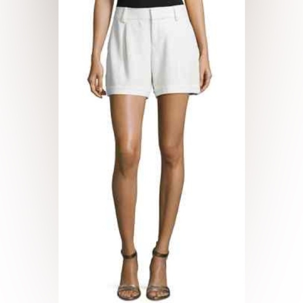 100% Silk Haute Hippie Cream Ivory‎ Cuffed Shorts